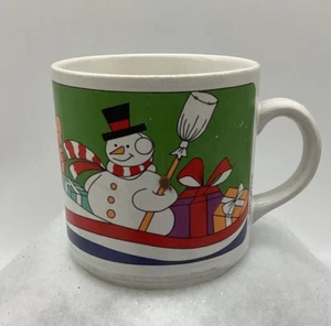 Vintage DAEWARE Christmas Mug Pre-owned - Picture 1 of 7