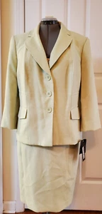 NWT LE SUIT 2PC Pale Green Polyester Skirt Suit 3/4 Sleeves Size 18W MSRP $240 - Picture 1 of 13