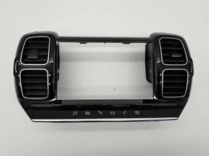 2019 CITROEN C5 AIRCROSS DISPLAY SCREEN SURROUND TRIM & AIR VENTS OEM 98197167XU - Picture 1 of 10