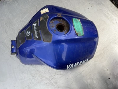 Yamaha FZ1 FZ 1 1000 Tapa de Acero Tanque Gas Combustible Fabricante de Equipo Original Montaje Motor FZ-1 Foto 1 de 4