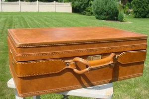 Vintage 1960s Hartmann Suitcase Luggage Chestnut Belting Leather Great Shape - Picture 1 of 9