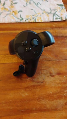 GENUINE OEM Meta Oculus Rift CV1 Right Touch Controller - READ DESCRIPTION - Image 1 of 2