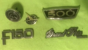 VINTAGE~EMBLEMS~PLASTIC~Grand Prix~Futura~Cougar~FORD F150~500 - Picture 1 of 12