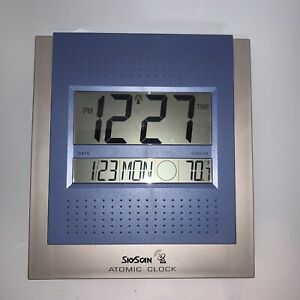 SkyScan Atomic Clock Moon Phase Indoor Temperature Date Model 86715 Grey/Blue
