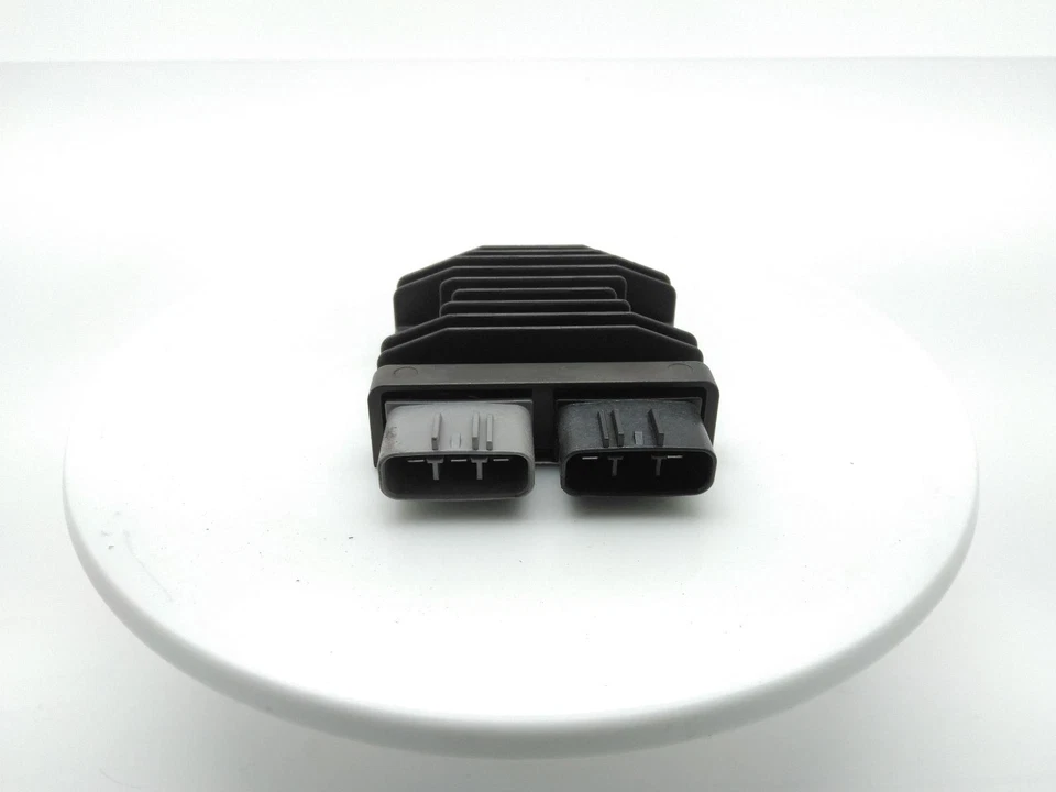 Regulador/rectificador HONDA X-ADV 2017-2022  Foto 1 de 4