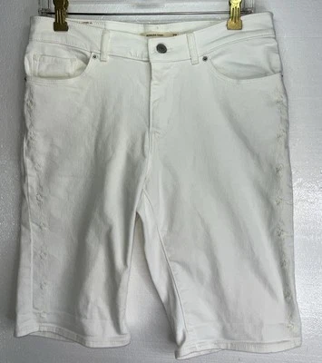 Levi's Shorts Womens 29 White Bermuda Side Embroidered Floral High Rise - Image 1 of 4