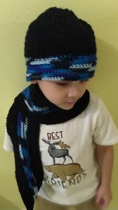 Handmade crochet beanie set - Picture 1 of 3