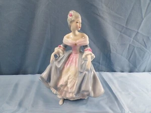 Royal Doulton Figurine HN2425 Southern Belle - Exc. Condition - Picture 1 of 8