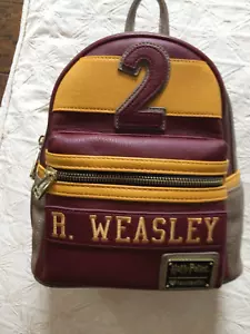 Mini Mochila Loungefly HARRY POTTER R Weasley #2 TOTALMENTE NUEVA CON ETIQUETAS Cuero Sintético - Imagen 1 de 5