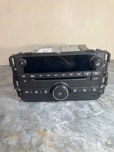 OEM GM Radio Receiver CD AUX AM FM – Delphi 20934593 / 28256335 Chevy GMC - Foto 1 di 7