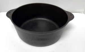 Vintage Griswold Cast Iron Dutch Oven #8 Large Block Logo 1295. No Lid Or Handle - Picture 1 of 3
