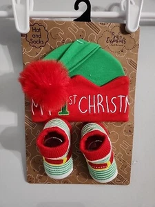 NWT Baby Christmas Hat And Socks - Picture 1 of 4