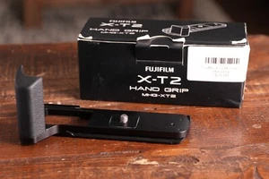 Fujifilm MHG-XT2 Metal Camera Hand Grip for the Fuji X-T2 camera - Free Shipping - Picture 1 of 9