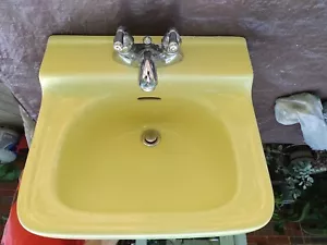 VINTAGE AMERICAN STANDARD MANCHU SAFFRON YELLOW BATHROOM SINK with accessories - Picture 1 of 23