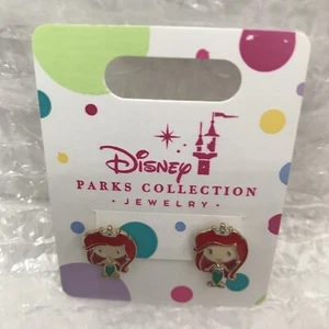 Pendientes de tachuelas de la colección de parques de Disney - nuevos con etiquetas de la princesa Ariel - Imagen 1 de 3