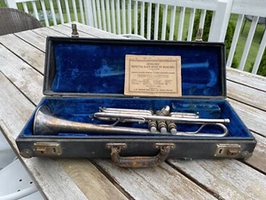 1939 The Buescher LP 232 Trumpet Silver And Gold Finish With Original Case NICE - Picture 1 of 21