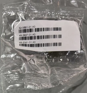 Cisco 9300 Bracket Mounting Screws and Grounding Lug and Screw 48-2927-01 A0 - Bild 1 von 2