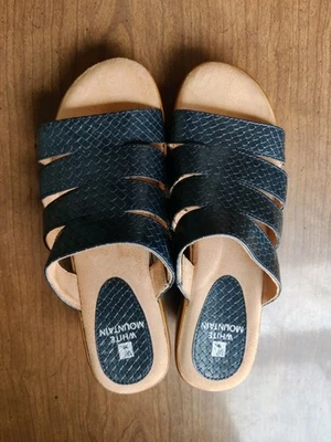 White Mountain Women's Valora Clog Slide Sandal Black/White Stiching Size 7M - Image 1 of 4