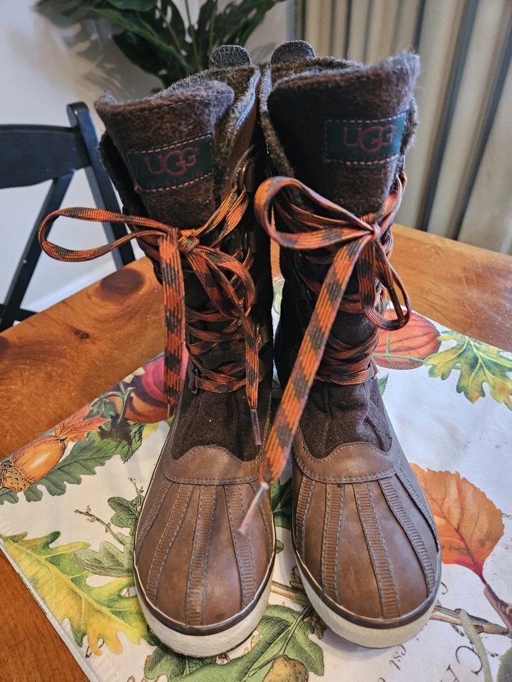 UGG Women's Chestnut Brown Size 6 Lace Up Boots - Image 1 of 4