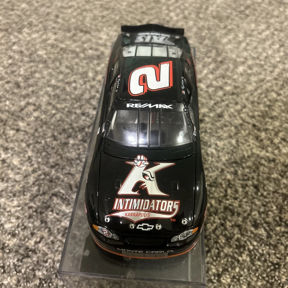 Action Kerry Earnhardt No2 KANNAPOLIS Intimidators Monte Carlos масштаб 1:24 MiB - Изображение 1 из 4