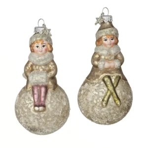 Winter Mädchen auf Schneebällchen Glas Weihnachtsschmuck NEU 2er Set Antik Gold - Bild 1 von 3