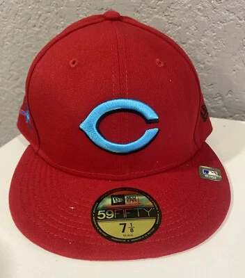 NEW ERA Cincinnati Reds 59Fifty Size 7 1/8 Cincinnati Reds Patch On The Side - Image 1 of 4