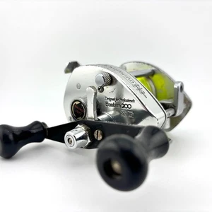 Carrete de baitcasting Shimano Bantam 200 SG de colección probado en Japón funcionando clásico - Imagen 1 de 16