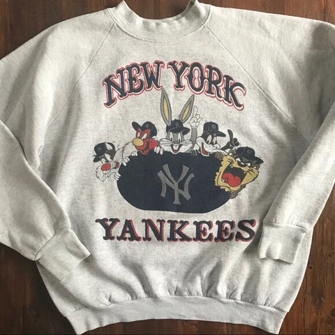 New York Yankees Vintage Looney Tunes Sweatshirt Ash shirt Graphic reprint H3171 Cover