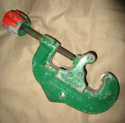 1 - RIDGID ~ No. 20 Pipe Cutter 5/8" To 2 1/8" OD ~ USA - Image 1 of 2