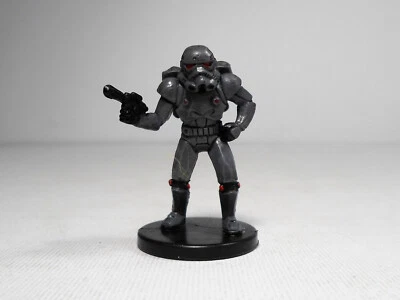 STAR WARS MINIATURES 2007 FORCE UNLEASHED #31 IMPERIAL 14 DARK TROOPER MINIATURE - Image 1 of 4
