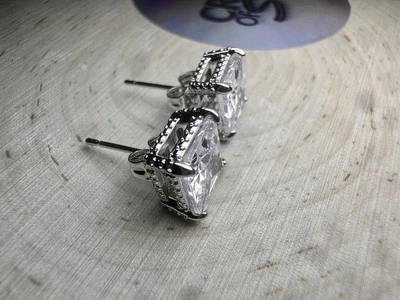 Luxury 925 Sterling Silver 1.00CT Simulated Square Diamond Cut Stud Earrings - Image 1 of 4