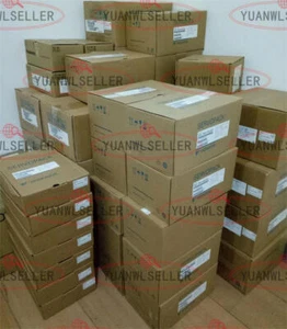 1PZ NUOVO Yaskawa servomotore SGMAH-A5AAA6CD-OY - Foto 1 di 1