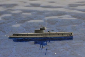 B4 Hersteller  H2O. 6 , 1:1250 Schiffsmodell - Picture 1 of 2