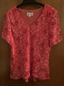 Studio I Size 16 Top, V Neck Short Sleeves Floral Orange Woman’s polyester, - Picture 1 of 6