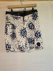 Rip Curl, Mirage, Ultimate Boardshort Men's 29-30, Tie Front Logo Pockets - Picture 1 of 14