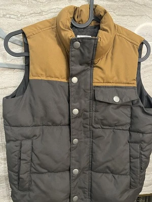Old Navy Kids Puffer Vest, Gray And brown With Pockets Kids size 8 - Image 1 of 4