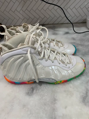 Nike Air Foamposite One Blanco Guijarros Frutales Talla 6Y. 644791-100 Foto 1 de 4