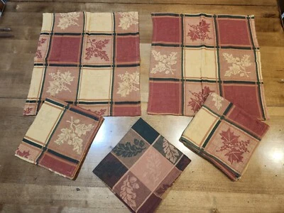 5  Napkins FALL BROWN COLORS LEAFS 💯% COTTON THANKSGIVING 🦃 Unused Pretty  - Image 1 of 4