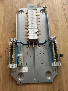 Mem Eaton Memshield Pan Distribution Board Box Fuse 6 Way 3 Phase ETN Busbar - Picture 1 of 4