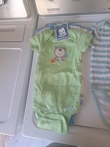 Boys Onesies Size 3 To 9 - Picture 1 of 2