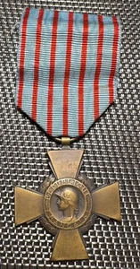 MÉDAILLE CROIX DU COMBATTANT . RÉPUBLIQUE FRANÇAISE. (1309) - Picture 1 of 4