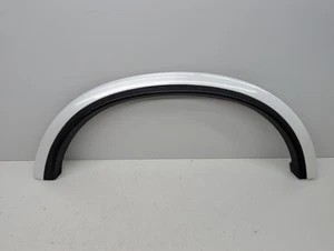 VOLVO XC90 MK1  REAR RIGHT DRIVER SIDE WHEEL ARCH TRIM 30695490 WHITE 707 ✅ - Picture 1 of 11