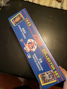 Juego completo de 660 cartas sellado de fábrica 1989 Score Collectors caja hobby trivia Q - Imagen 1 de 15