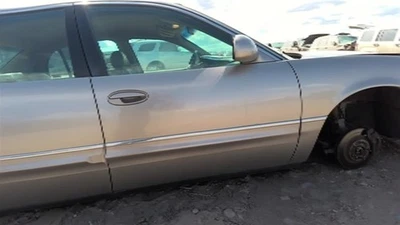 Passenger Right Front Door Fits 98-05 PARK AVENUE 29739963 - Image 1 of 4