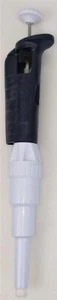 Gilson Pipetman Classic P5000 Pipettor - 1000 to 5000 µL - Picture 1 of 6