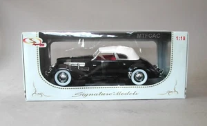 1:18 Signature Models 1937 Cord 812 Cabriolet - Black - Picture 1 of 1