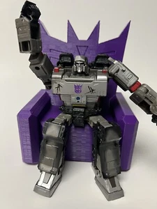 Transformers War for Cybertron Earthrise Belagerung Thron Megatron Figur nicht inkl. - Bild 1 von 11