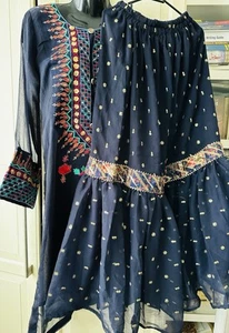 π€ Midnight Navy Embroidered Chiffon Kurti with Gharara β21 Piece Only - Picture 1 of 5