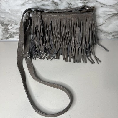 Cartera Bandolera Occidental Cut N’ Paste Anthropologie Gris Arcilla 2 Niveles Flecos Foto 1 de 4