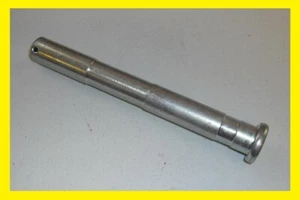 *1EA OEM HONDA SHAFT, RR BRAKE PIVOT 1983 PASSPORT 50512-GB4-680 (293Z) - Picture 1 of 1